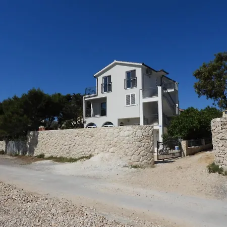 Luca Apartament Sevid