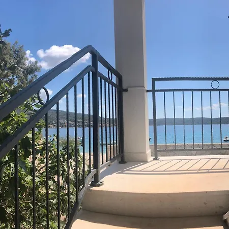 Luca Apartament *