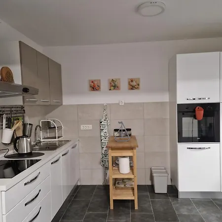 Luca Apartament Sevid