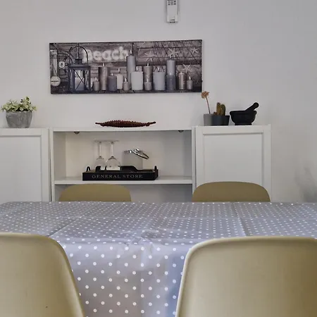 Luca Apartament Sevid